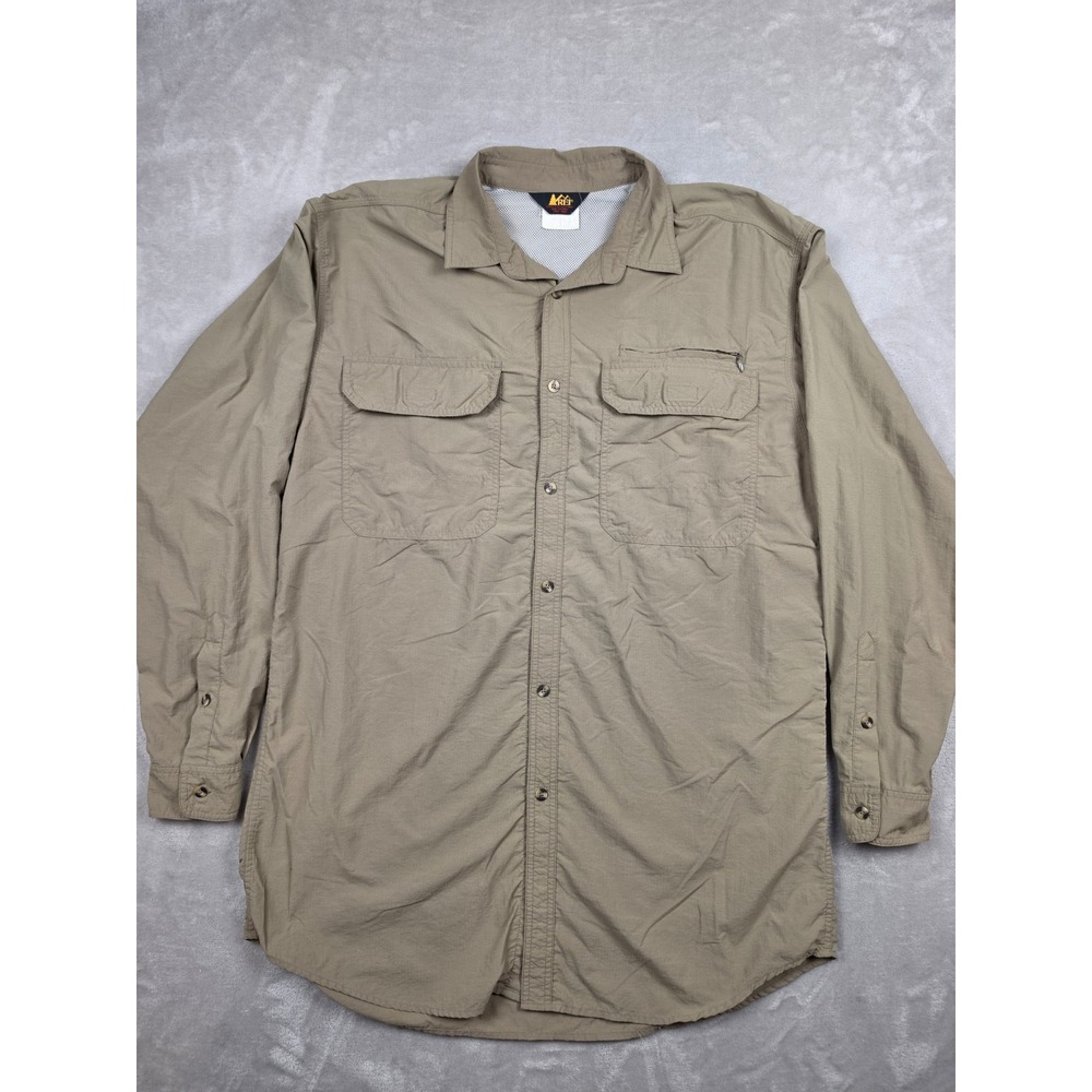 Vintage REI Button Up Hiking Fishing Shirt Mens LT Fit XLT Khaki Pockets Vented